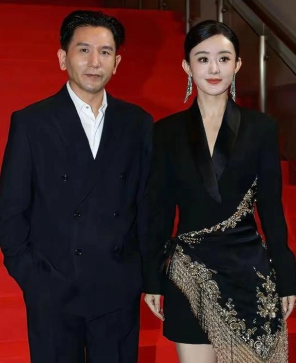 赵丽颖劈叉门真相_明星的黑料都是什么,_赵丽颖迟到事件