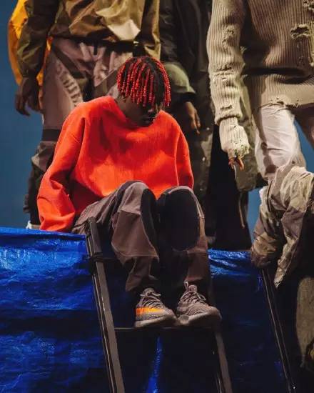 yeezy350亚洲码和欧洲码区别_adidas yeezy boost 350 grey orange release date_kanye west yeezy boost 350 season 3 release